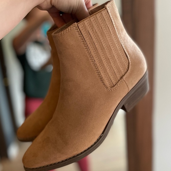 Universal threads bootie - Picture 2 of 2